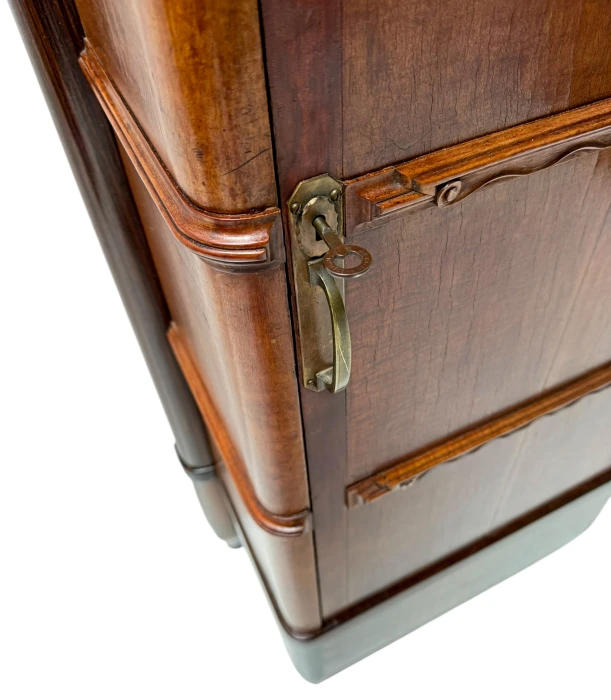 Art Deco Amsterdamse School Cabinet by J. B. Hillen Amsterdam, 1920s